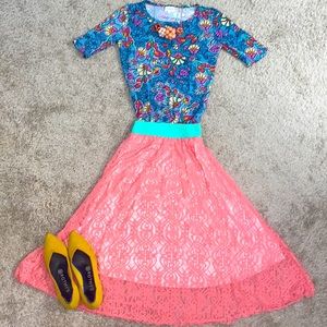 LuLaRoe Gigi (XS) and Lola (XS) outfit ❤️